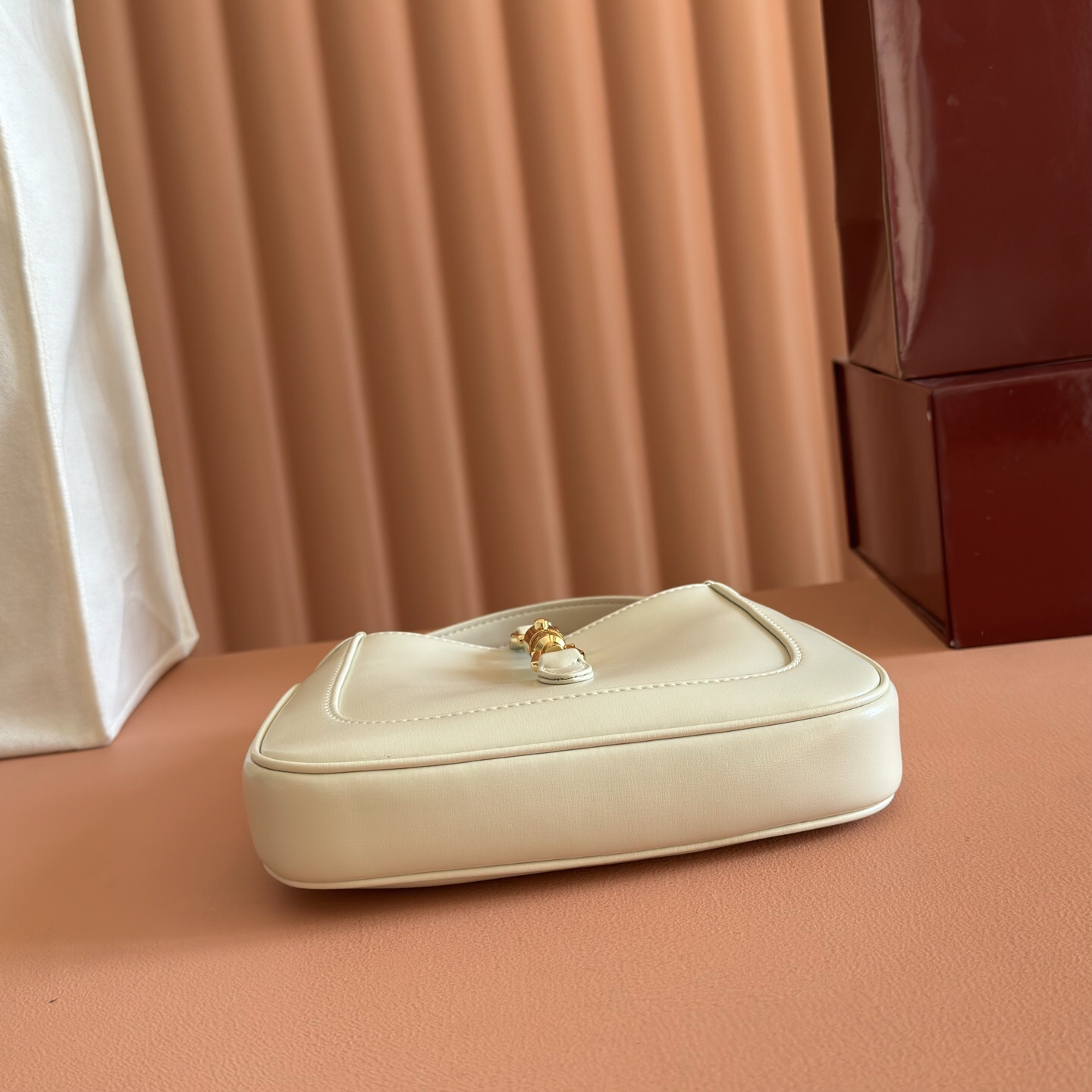 グッチ GUCCI 637092 ハンドバッグ レディース ブランド 正規品 代金引換可