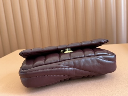 グッチ GUCCI 806017 ハンドバッグ レディース ブランド 正規品 代金引換可