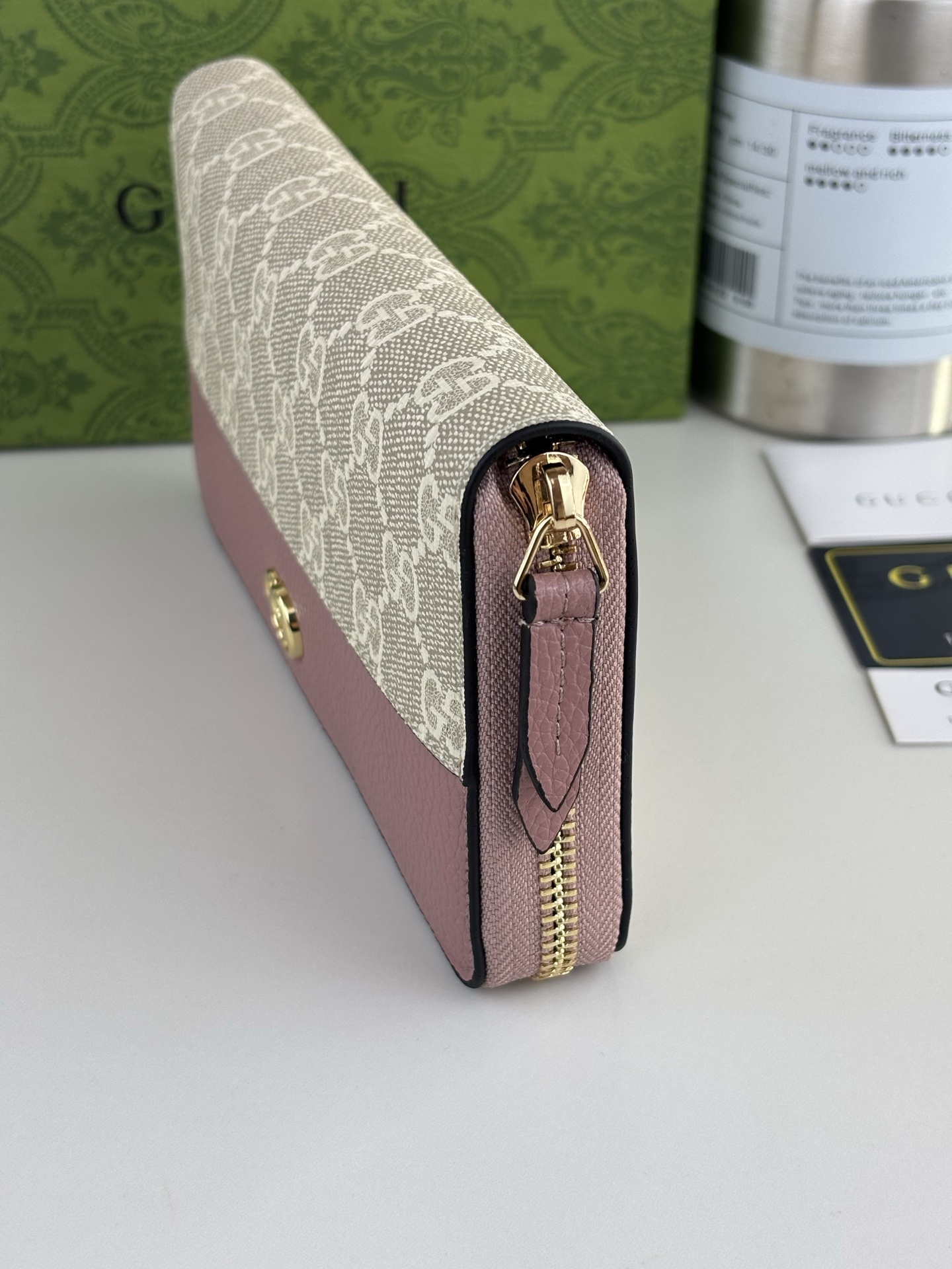 グッチ「Gucci」レディース ラウンドファスナー長財布