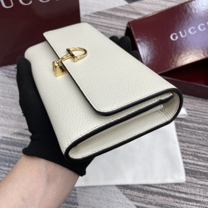 GUCCI グッチ ソフトビット コレクション 828147 ホワイト カーフスキン レディース長財布