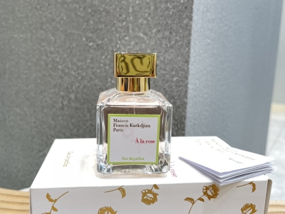 クロエ Chloe 香水 ギフト プレゼント 女性に人気 上品な香り 代金引換可