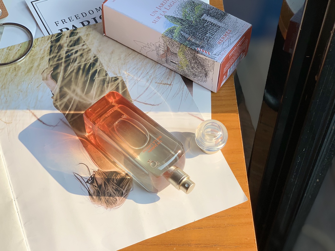 【エルメス】Hermes  100ml 香水（こうすい）レディース / メンズ 送料無料 代金引換