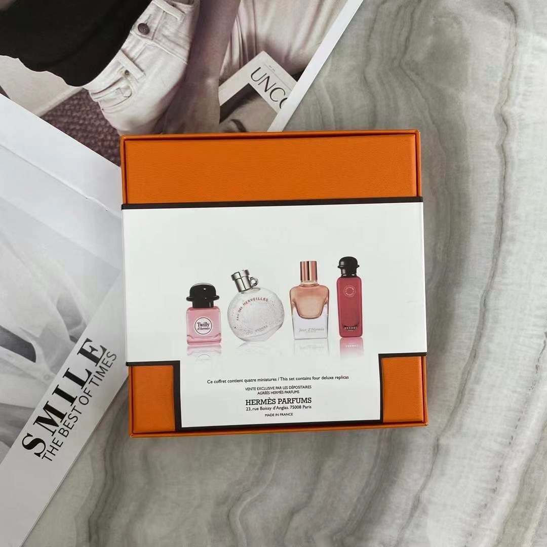 【エルメス】Hermes  4X7.5ml 香水（こうすい）レディース / メンズ 送料無料 代金引換
