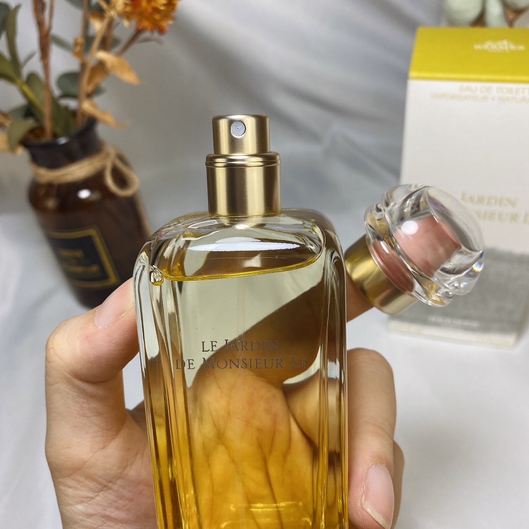 【エルメス】Hermes  100ml 香水（こうすい）レディース / メンズ 送料無料 代金引換