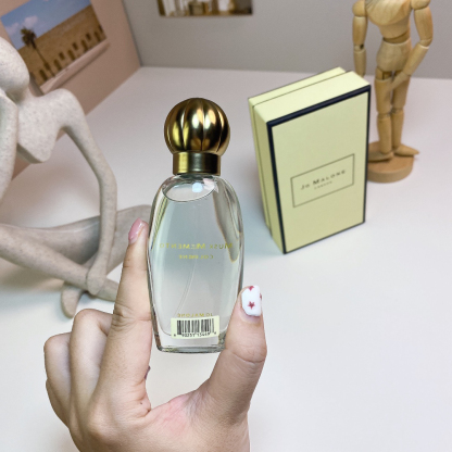 Jo Malone London ジョーマローン コロン 30ml 人気香水 ユニセックス ギフト 成人向け 代金引換対応可