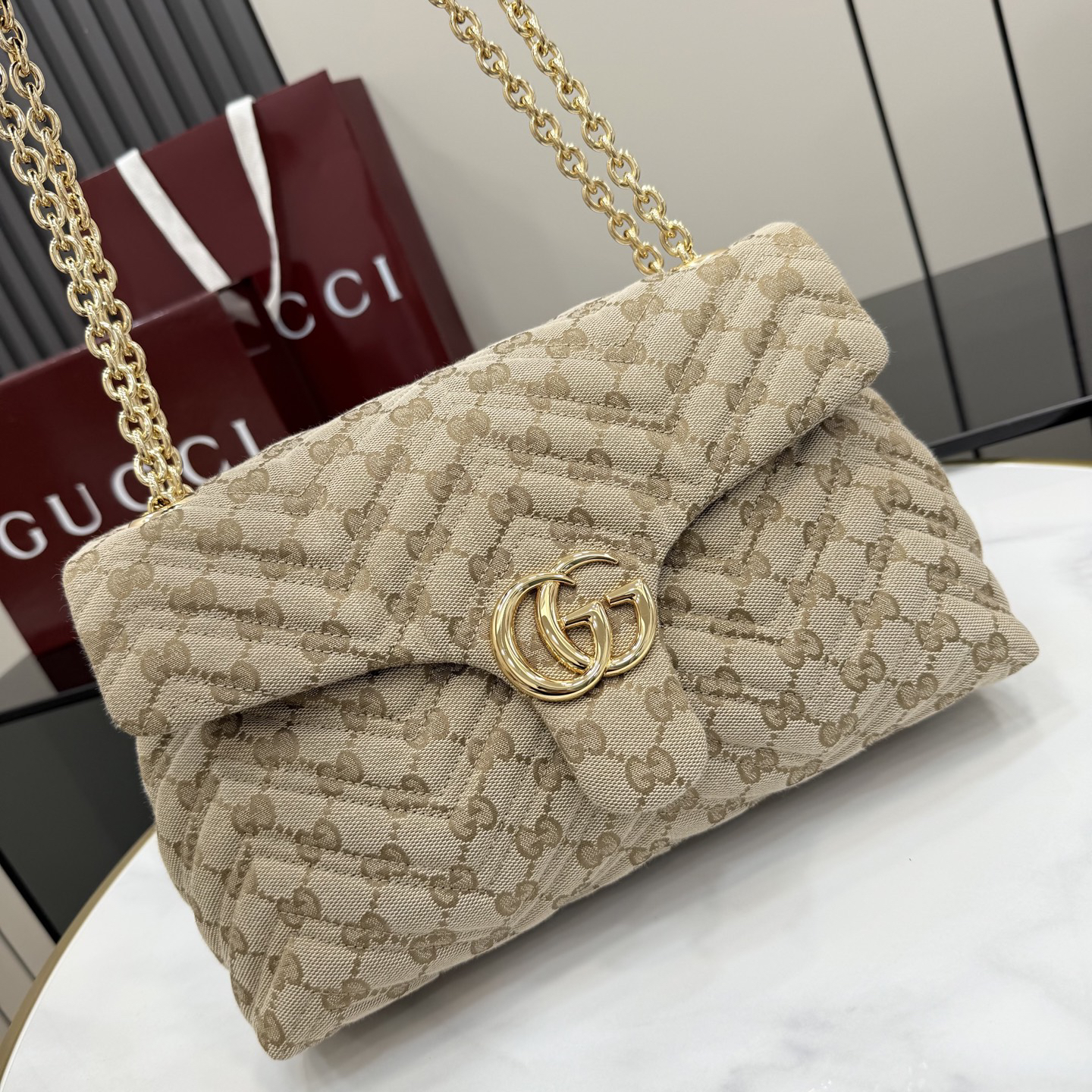 グッチ GUCCI  850676 ハンドバッグ レディース ブランド 正規品 代金引換可