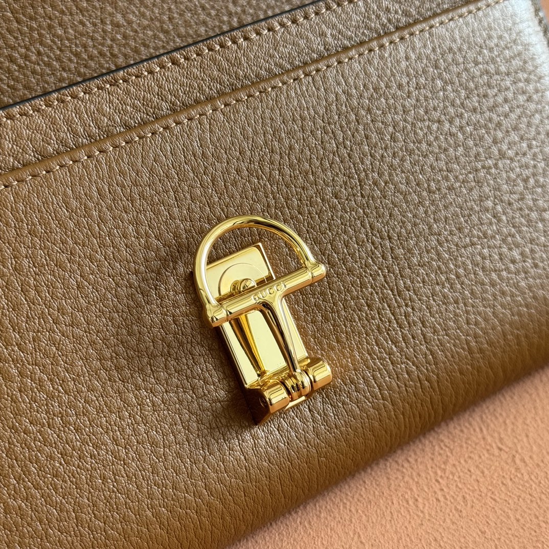 GUCCI グッチ ソフトビット コレクション 828147 ホワイト カーフスキン レディース長財布