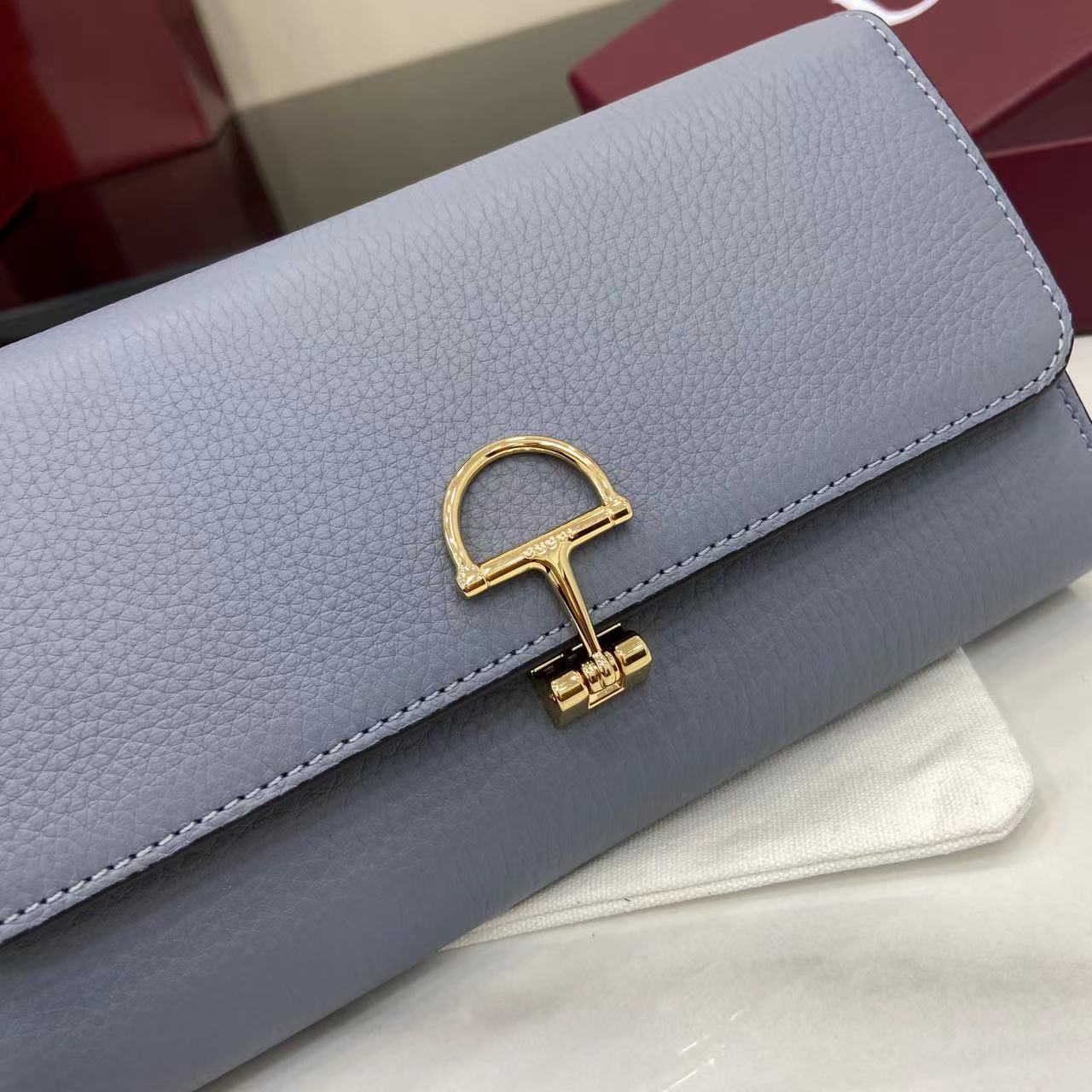 GUCCI グッチ ソフトビット コレクション 828147 ホワイト カーフスキン レディース長財布