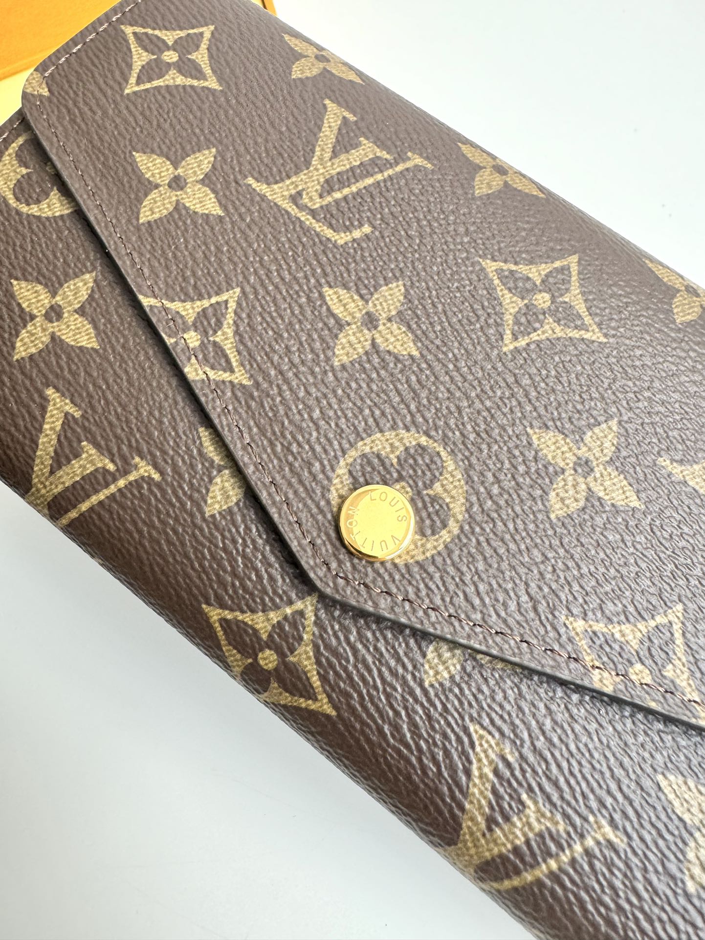 ルイ・ヴィトン「Louis Vuitton」レザーポケットウォレット