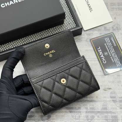 シャネル「Chanel」レザーポケットウォレット