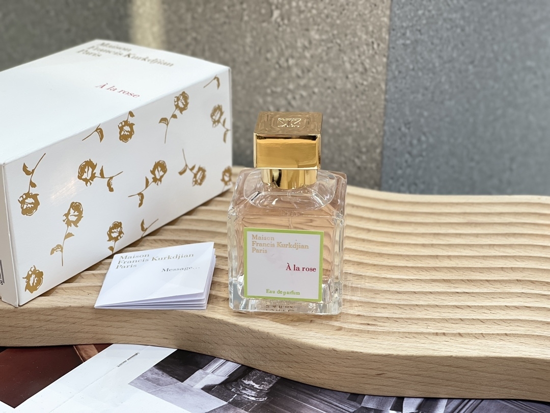 クロエ Chloe 香水 ギフト プレゼント 女性に人気 上品な香り 代金引換可