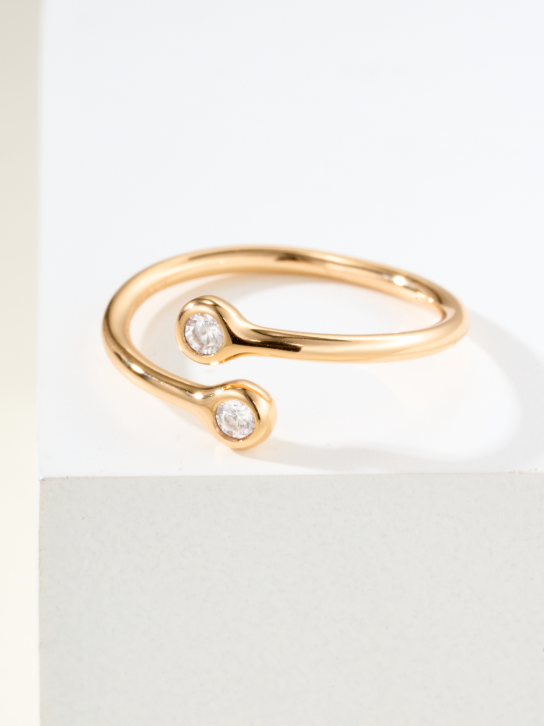 TIFFANY & Co. 最新作 リング 代金引換可