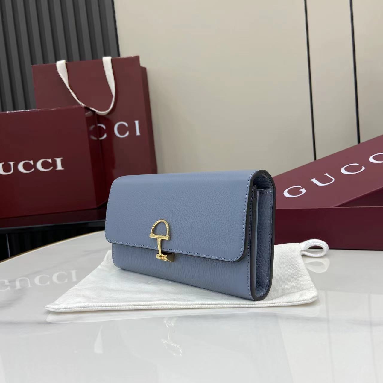 GUCCI グッチ ソフトビット コレクション 828147 ホワイト カーフスキン レディース長財布