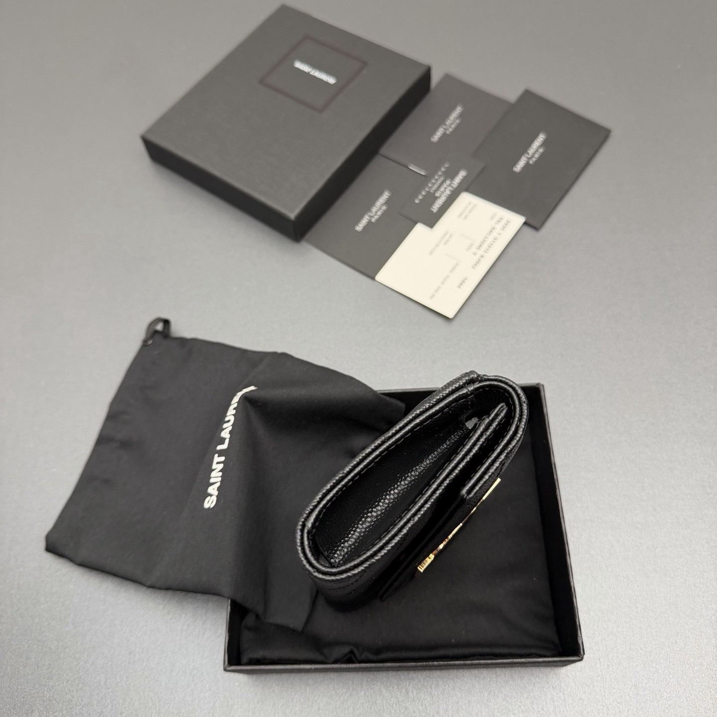 サンローラン「Saint Laurent」レザーポケットウォレット