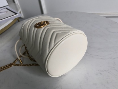 グッチ GUCCI 575163 ハンドバッグ レディース ブランド 正規品 代金引換可