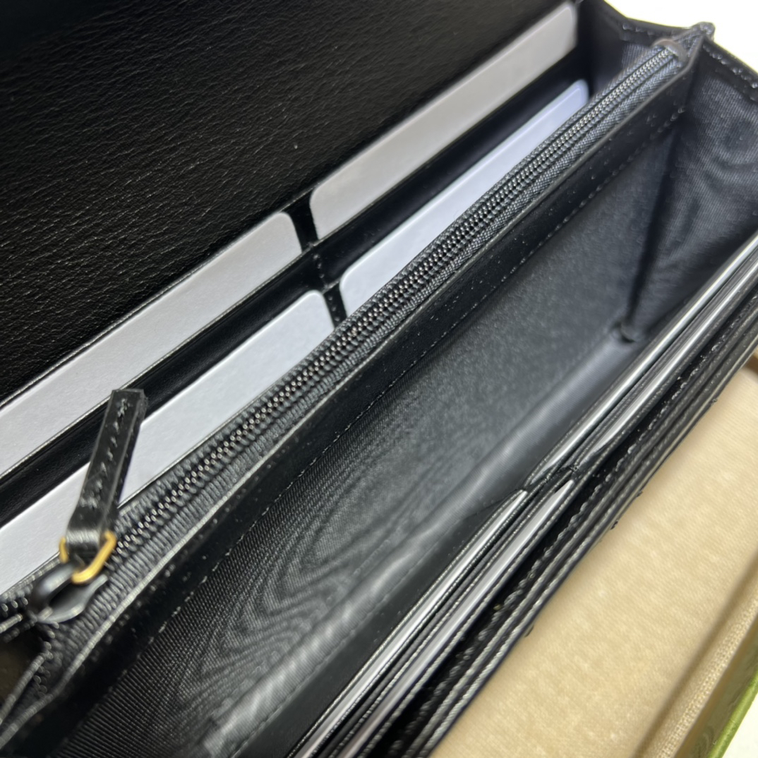 GUCCI グッチ 443436 クラシックブラック レディース長財布