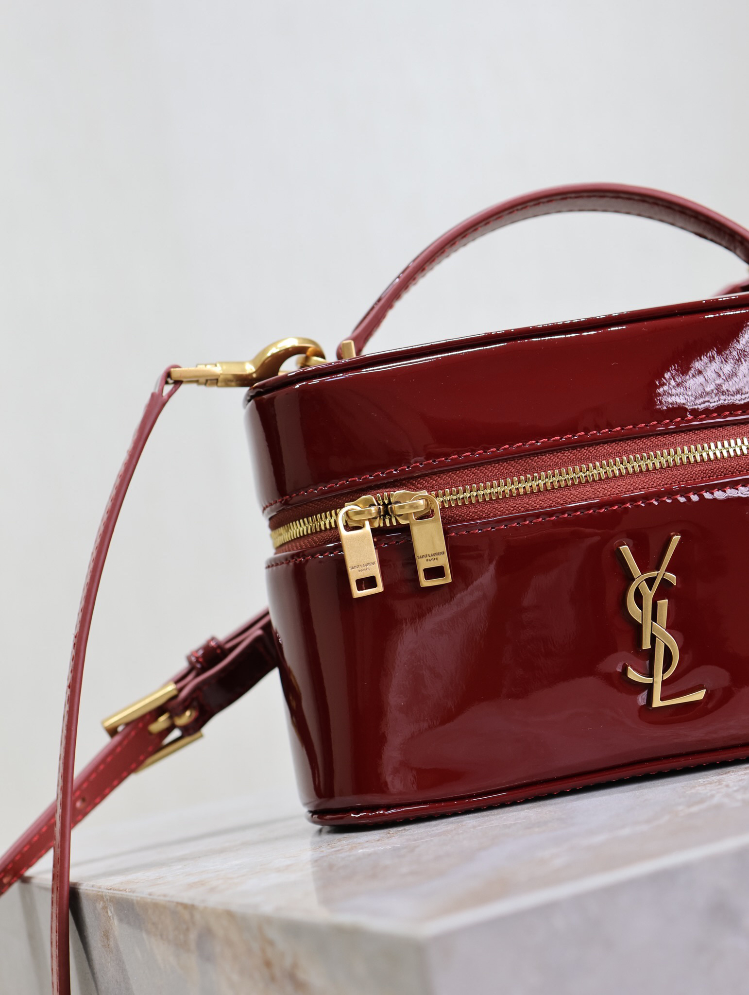 イヴ・サンローラン YSL レディース ファッションバッグ 代金引換可