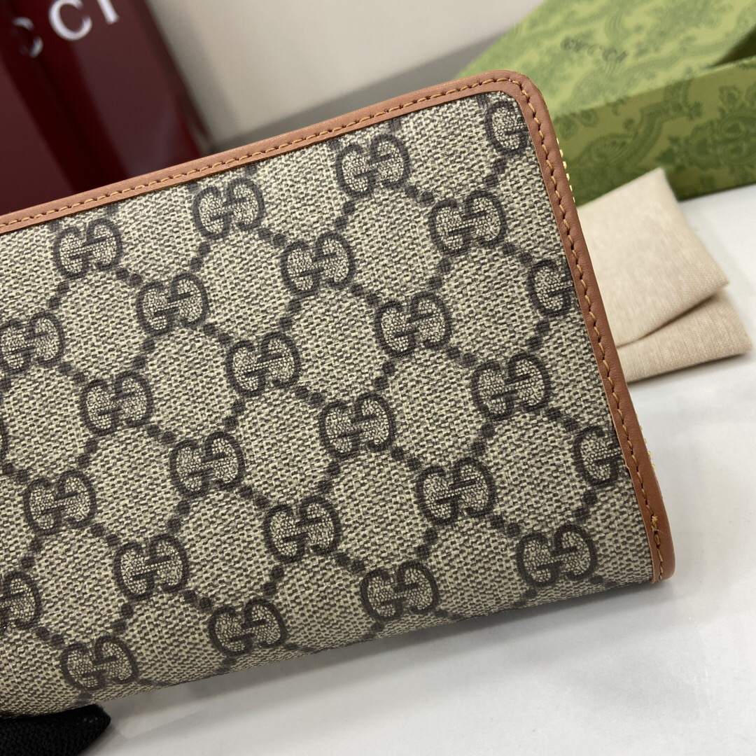 GUCCI エンブレム シリーズ 821803 クラシック ラウンドファスナー ロングウォレット ブラック