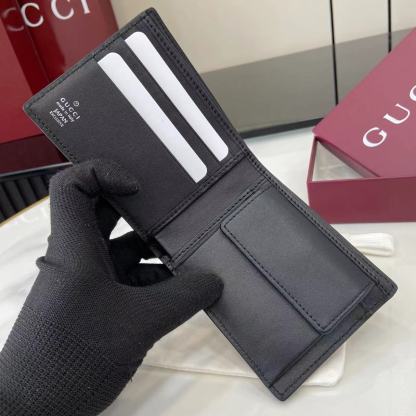 グッチ「Gucci」835002 レディース ラウンドファスナー長財布