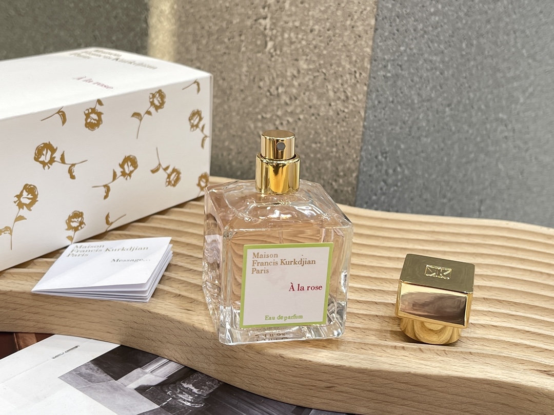 クロエ Chloe 香水 ギフト プレゼント 女性に人気 上品な香り 代金引換可