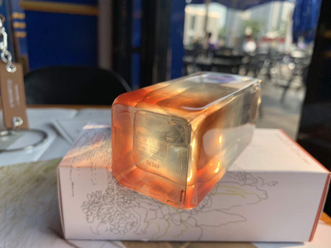 【エルメス】Hermes  100ml 香水（こうすい）レディース / メンズ 送料無料 代金引換