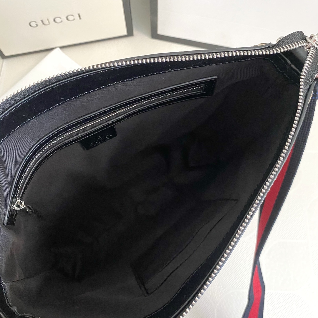 GUCCI 474137 メンズ ショルダーバッグ 斜めがけ 代金引換可