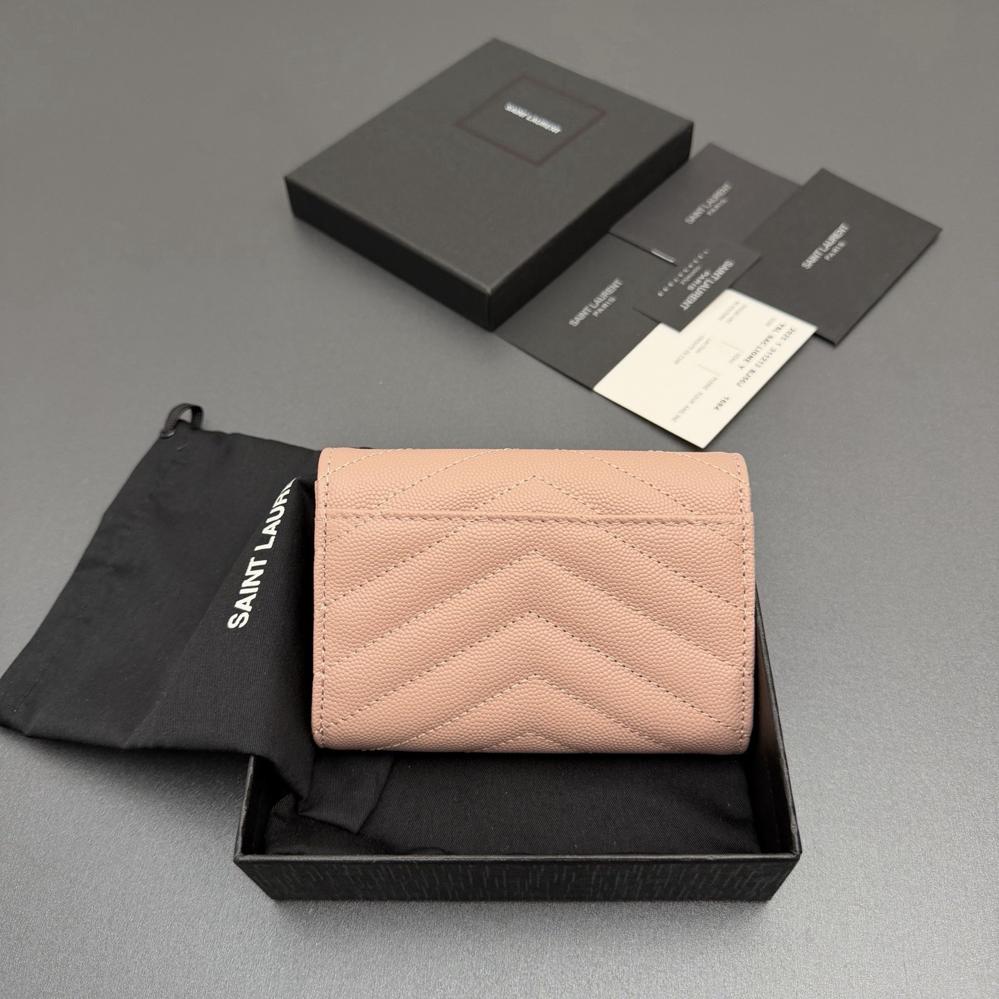 サンローラン「Saint Laurent」レザーポケットウォレット