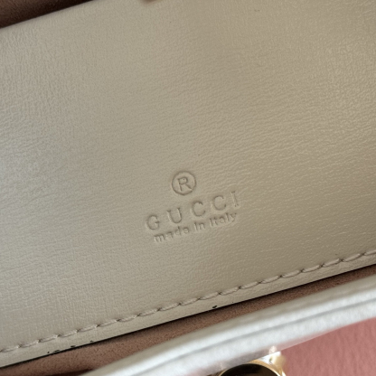 グッチ GUCCI 637092 ハンドバッグ レディース ブランド 正規品 代金引換可