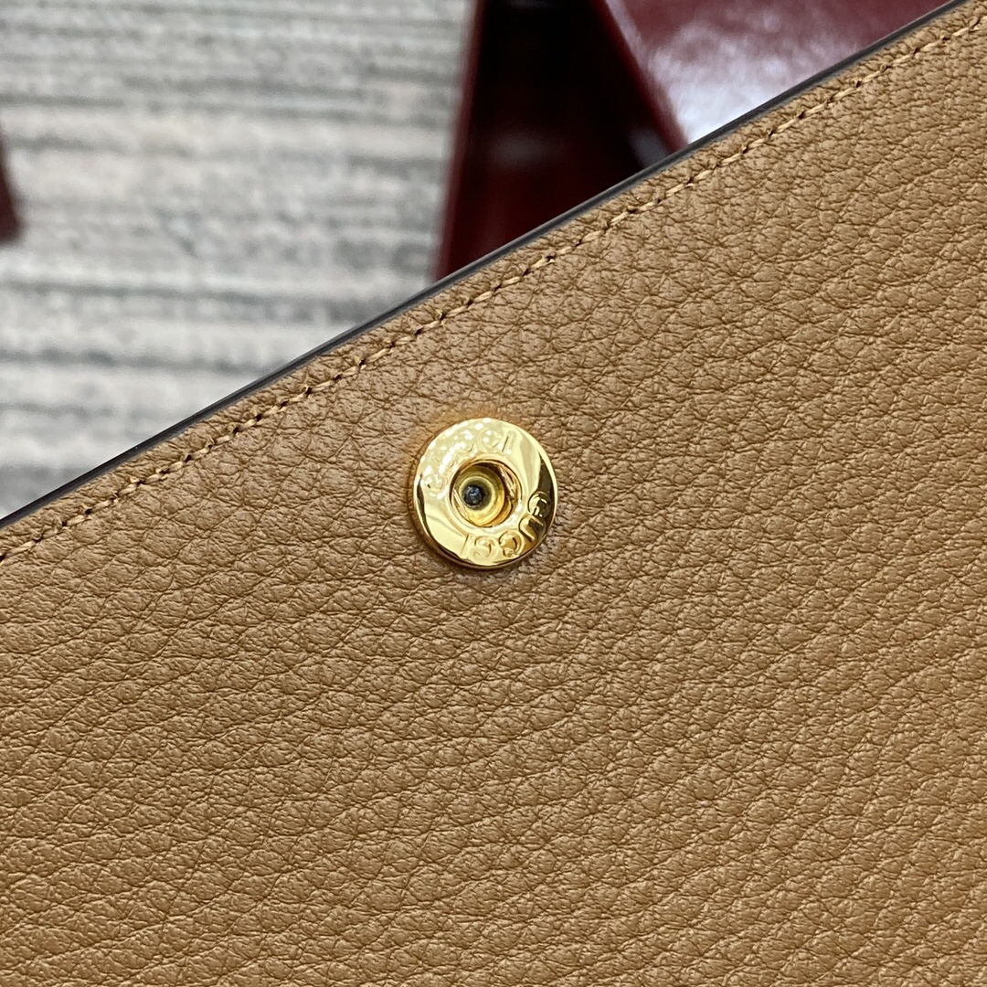 GUCCI グッチ ソフトビット コレクション 828147 ホワイト カーフスキン レディース長財布