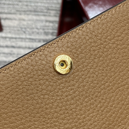 GUCCI グッチ ソフトビット コレクション 828147 ホワイト カーフスキン レディース長財布