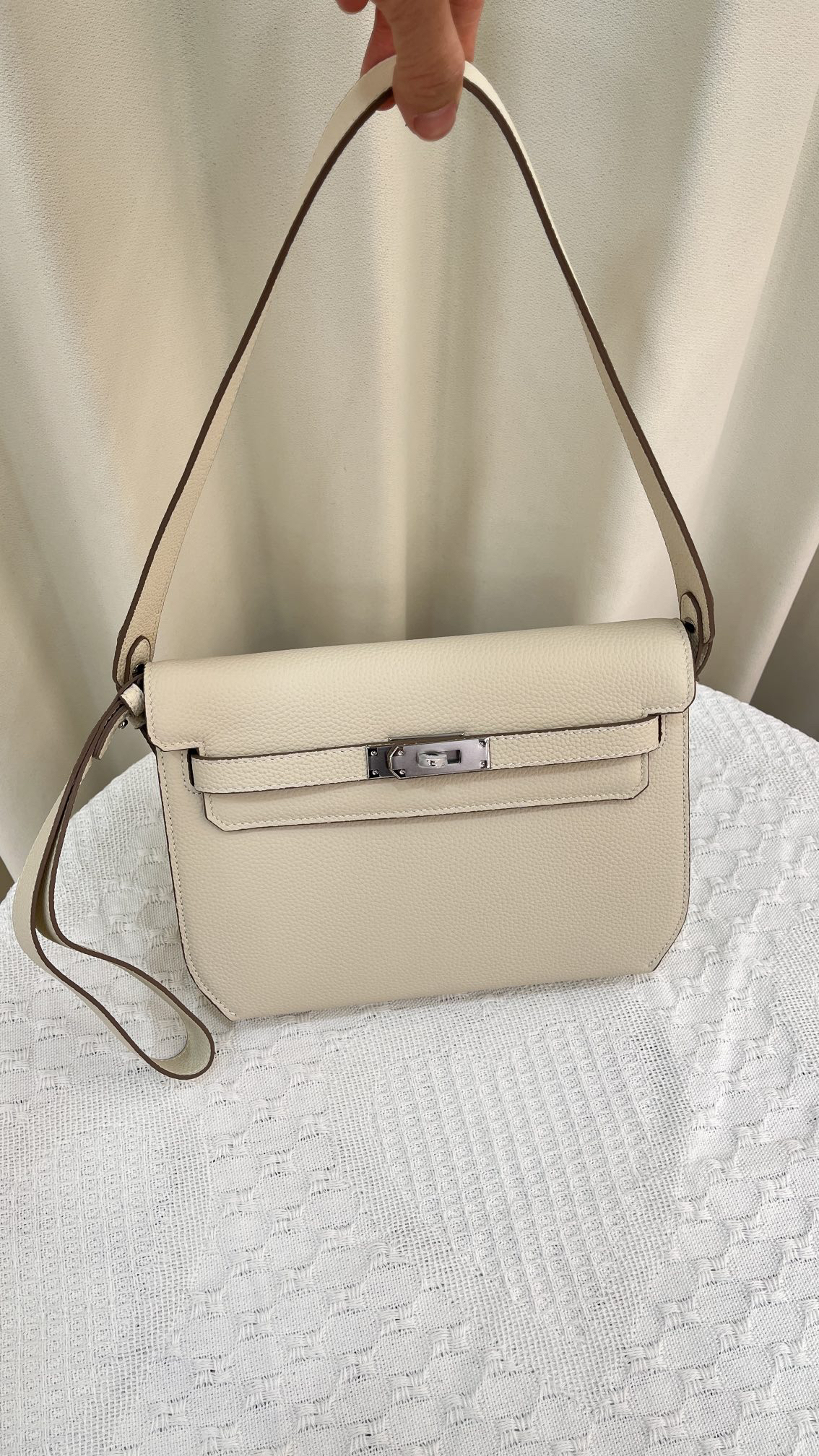 エルメス HERMÈS ソン ハンドバッグ  ソン ハンドバッグ ハンドバッグ レディース 革製 高級 正規品 代金引換可