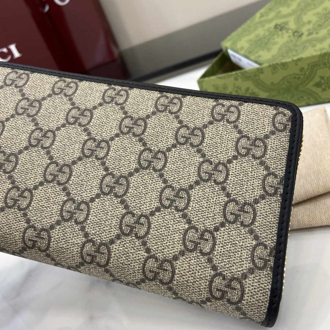 GUCCI エンブレム シリーズ 821803 クラシック ラウンドファスナー ロングウォレット ブラック