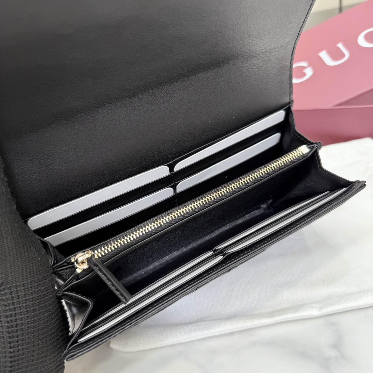 グッチ「Gucci」443436  レディース ラウンドファスナー長財布