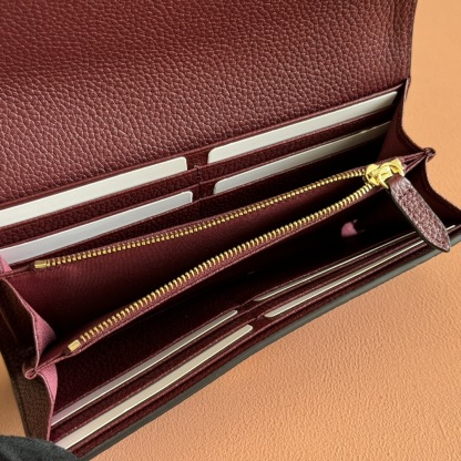 GUCCI グッチ ソフトビット コレクション 828147 ホワイト カーフスキン レディース長財布
