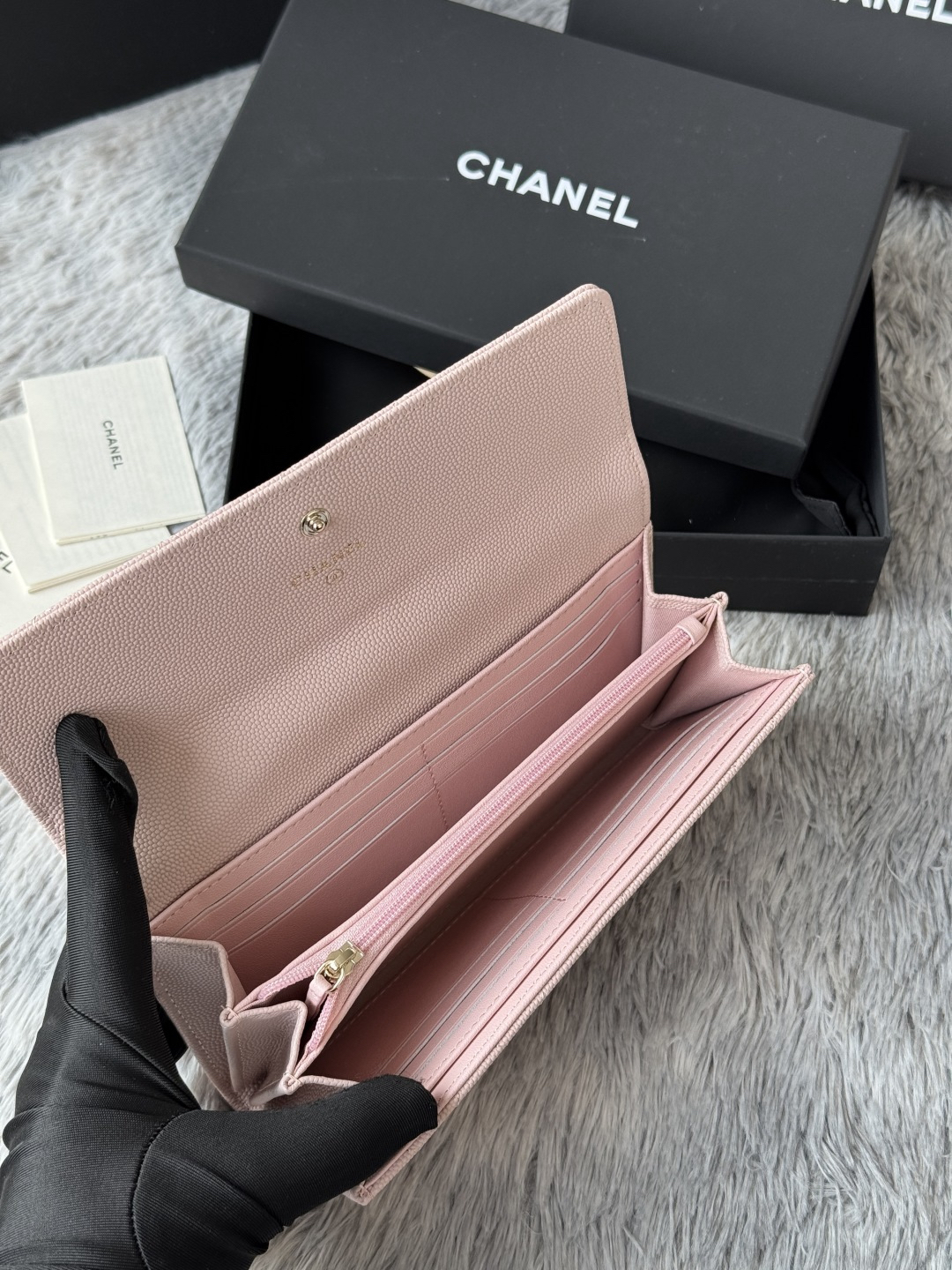 シャネル「Chanel」レザーポケットウォレット