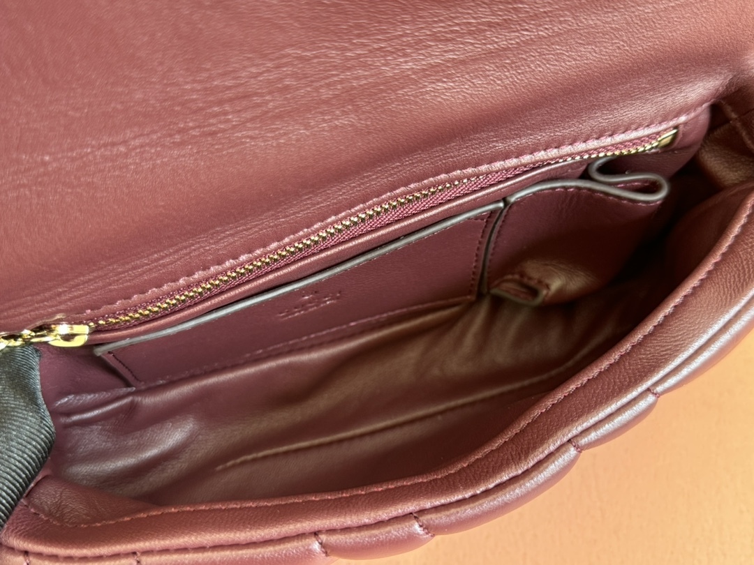 グッチ GUCCI 806017 ハンドバッグ レディース ブランド 正規品 代金引換可