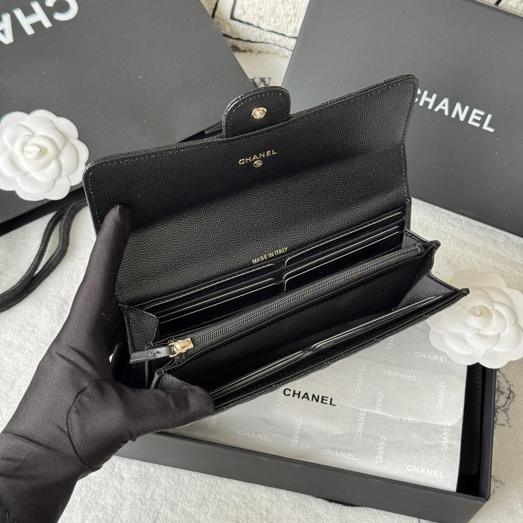 シャネル「Chanel」レザーポケットウォレット