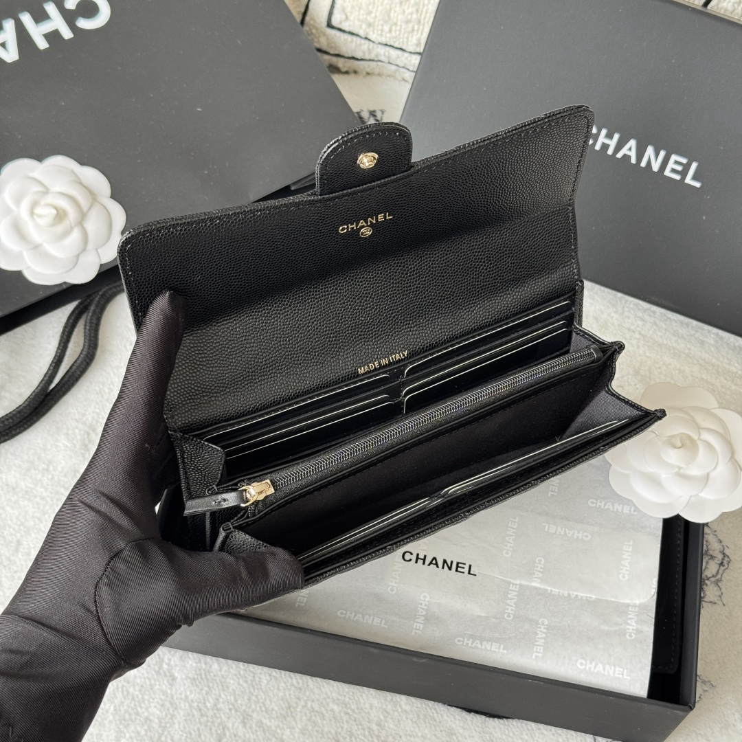 シャネル「Chanel」レザーポケットウォレット