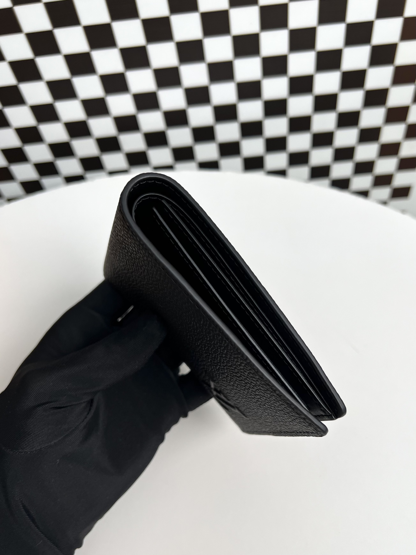ルイ・ヴィトン「Louis Vuitton」レザーポケットウォレット