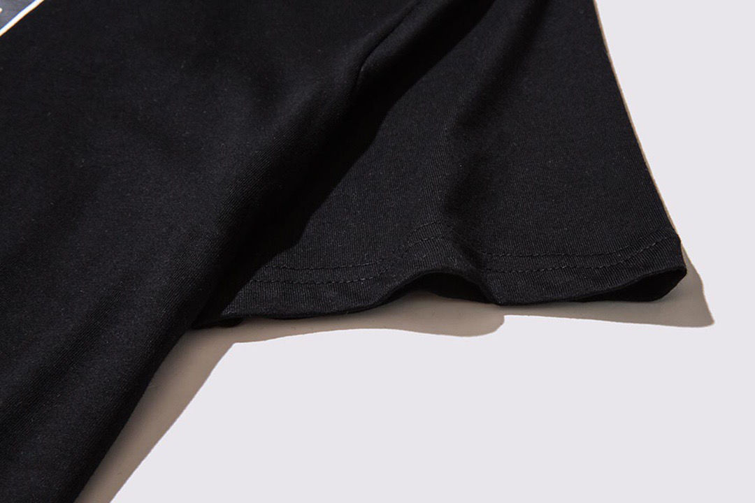 【BURBERRY】（バーバリー）男女兼用、ご好評に付き再入荷！