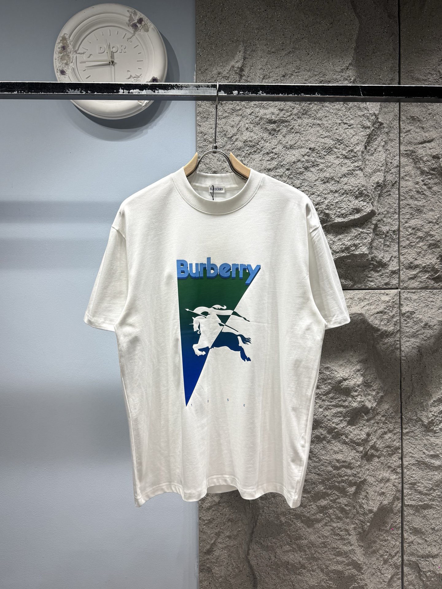 【BURBERRY】（バーバリー）男女兼用、ご好評に付き再入荷！