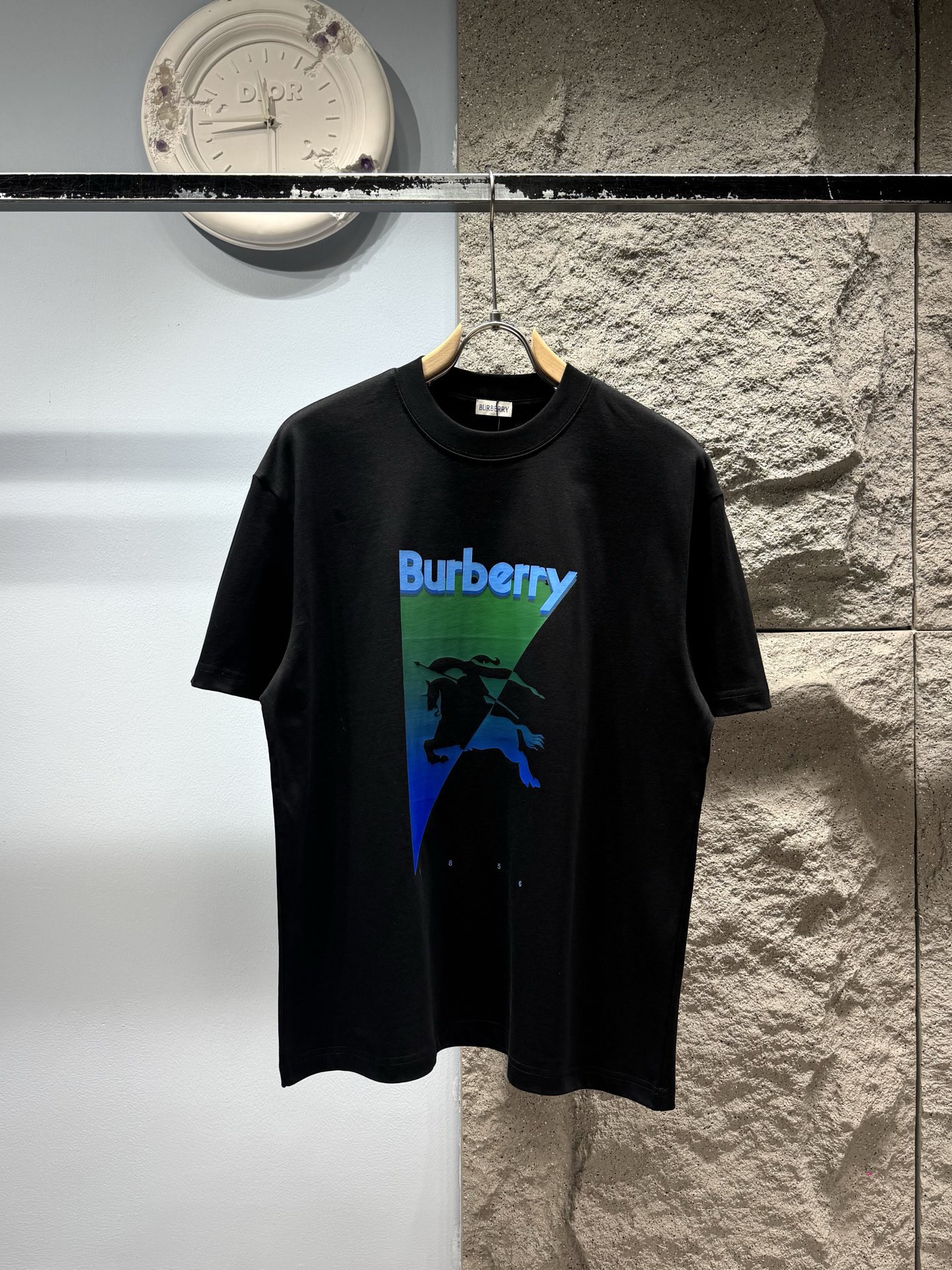 【BURBERRY】（バーバリー）男女兼用、ご好評に付き再入荷！