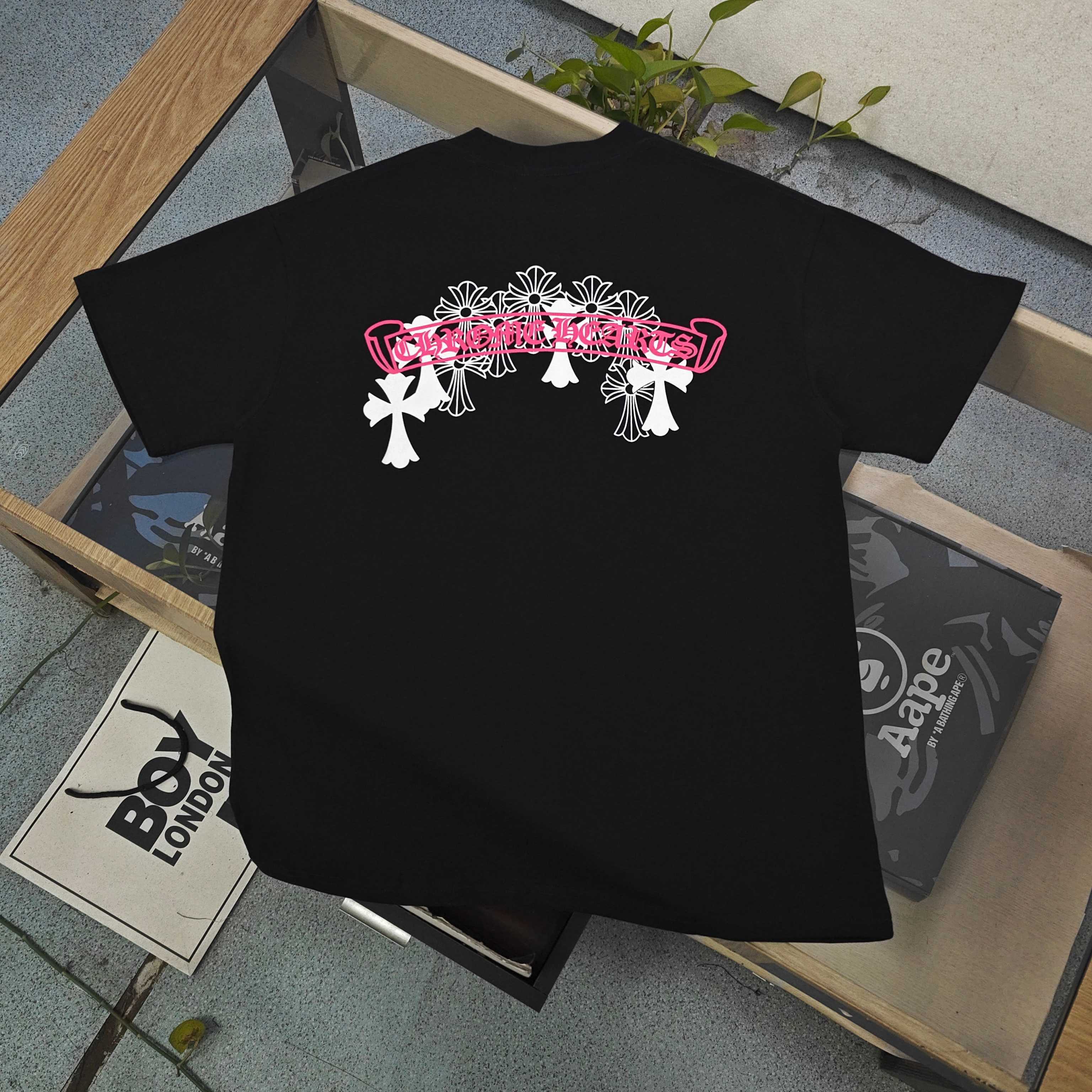 【 CHROME HEARTS 公式旗艦店】クロムハーツ Tシャツ ご好評に付き再入荷！