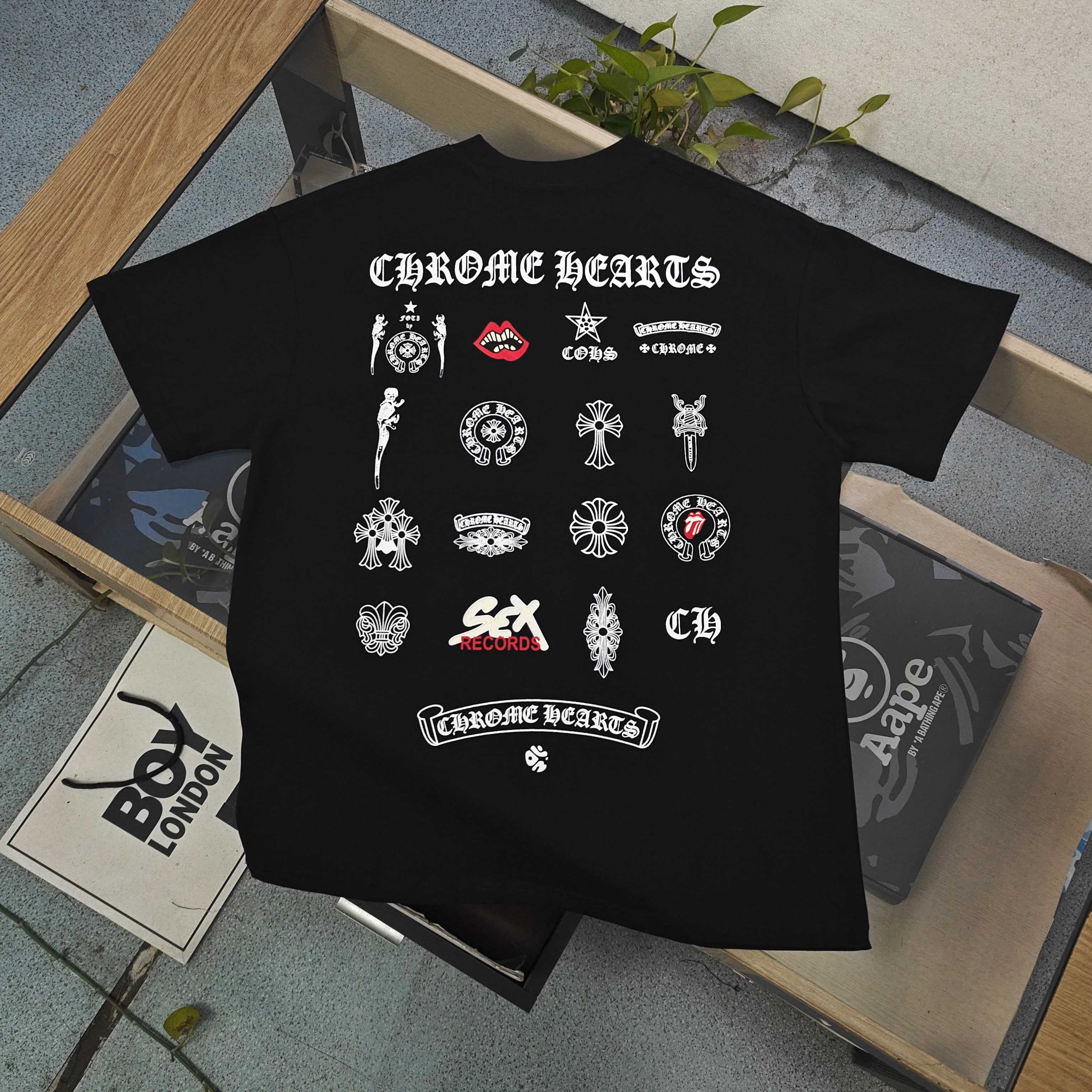 【 CHROME HEARTS 公式旗艦店】クロムハーツ Tシャツ ご好評に付き再入荷！