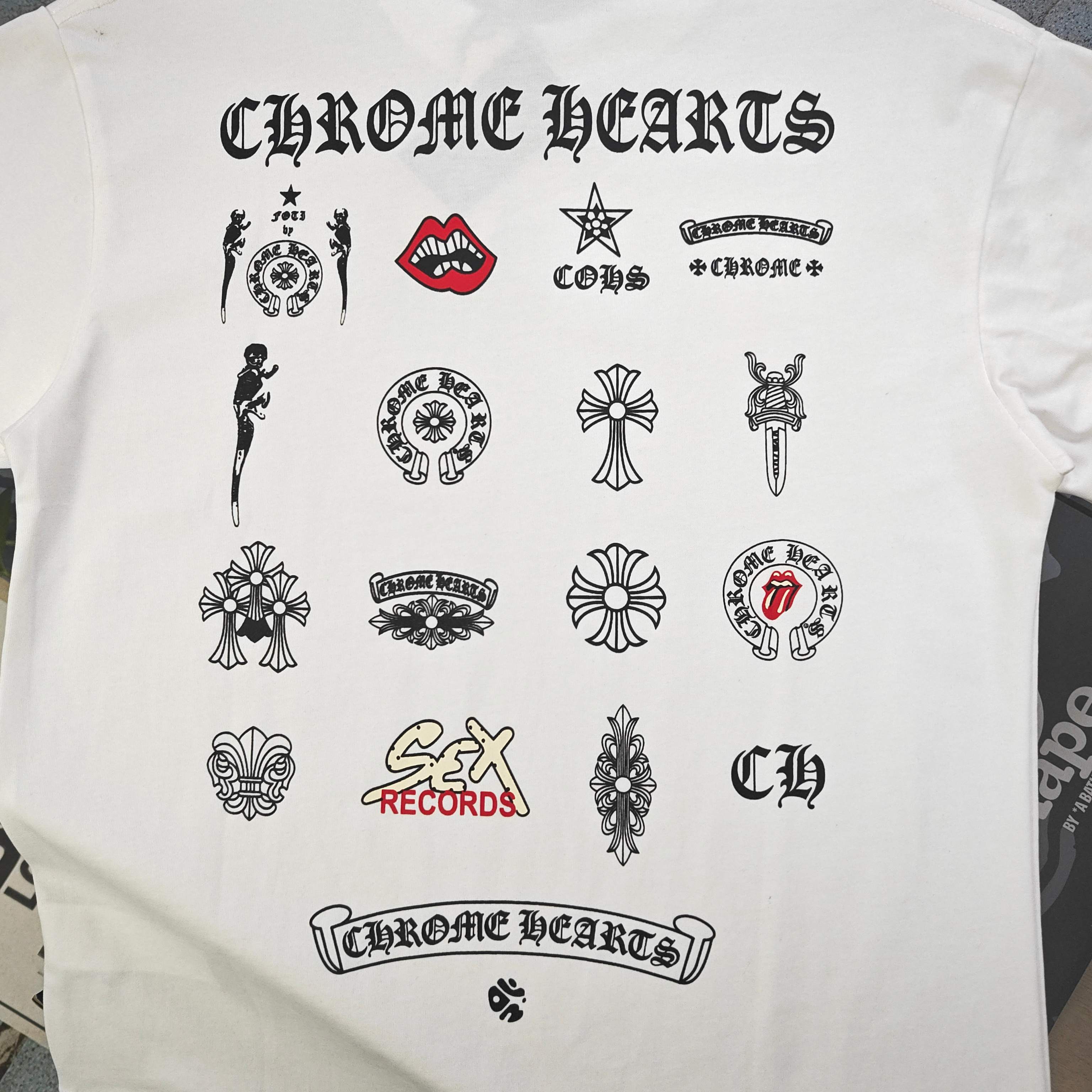 【 CHROME HEARTS 公式旗艦店】クロムハーツ Tシャツ ご好評に付き再入荷！