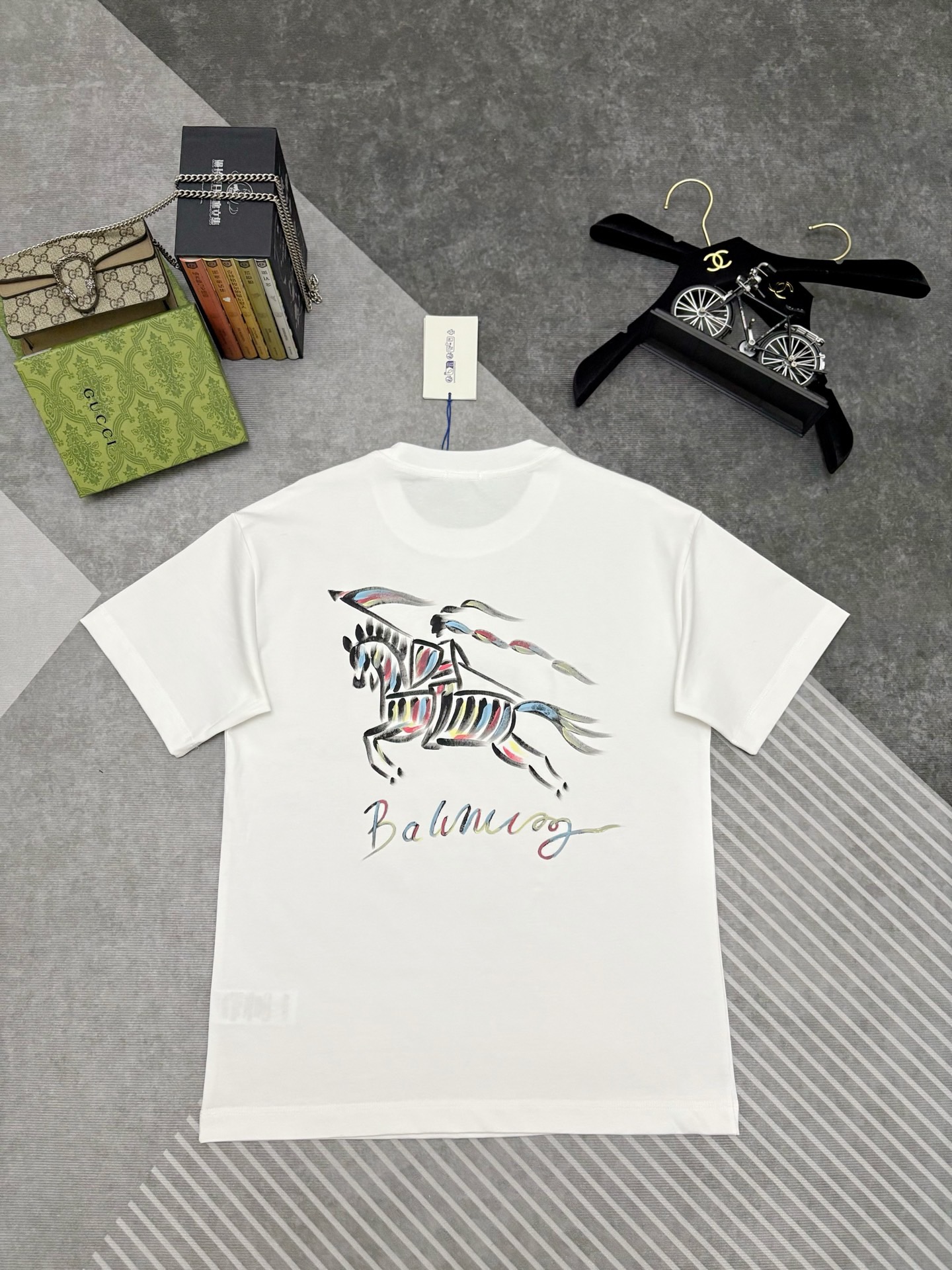 【BURBERRY】（バーバリー）男女兼用、ご好評に付き再入荷！