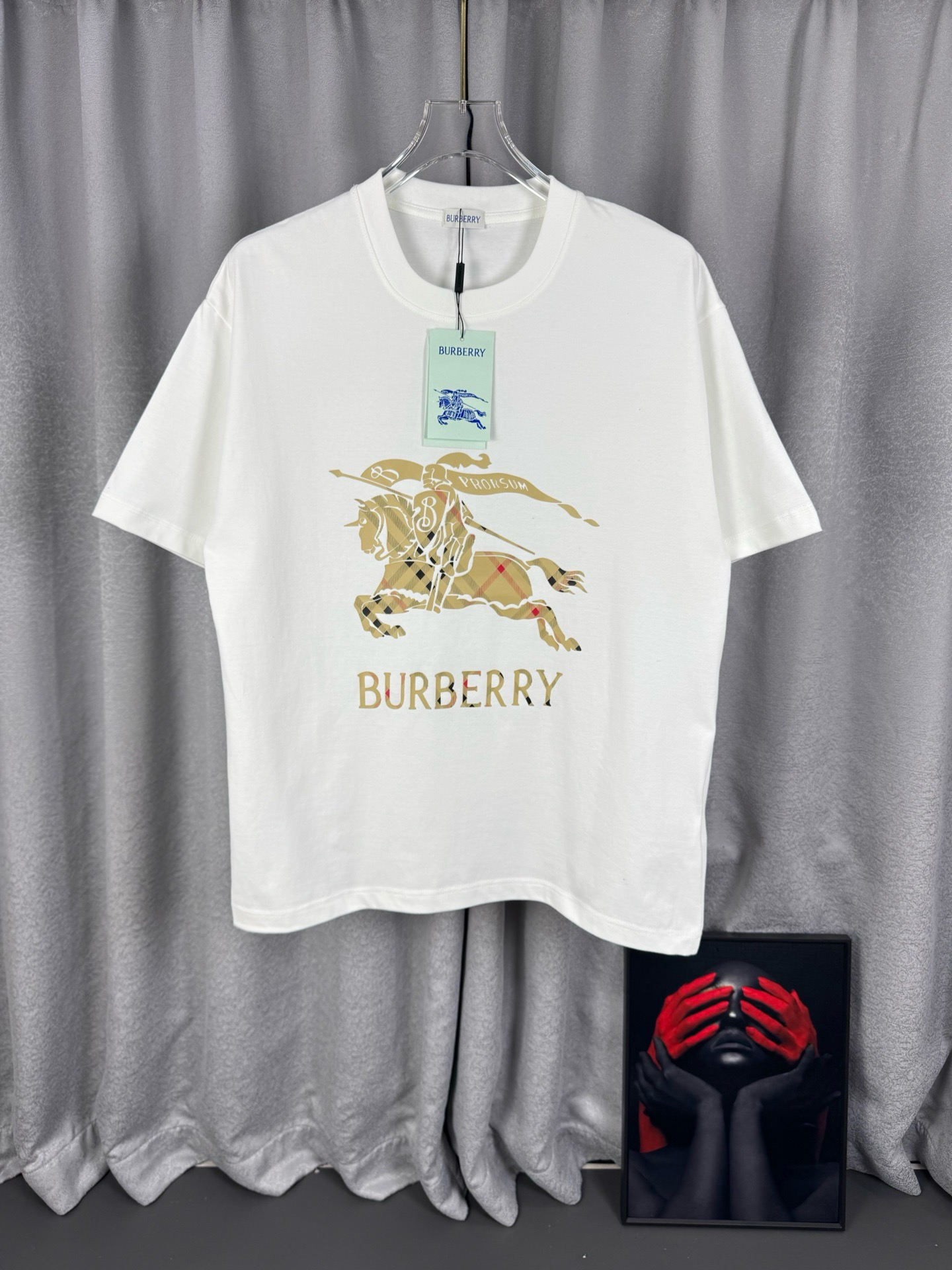 【BURBERRY】（バーバリー）男女兼用、ご好評に付き再入荷！