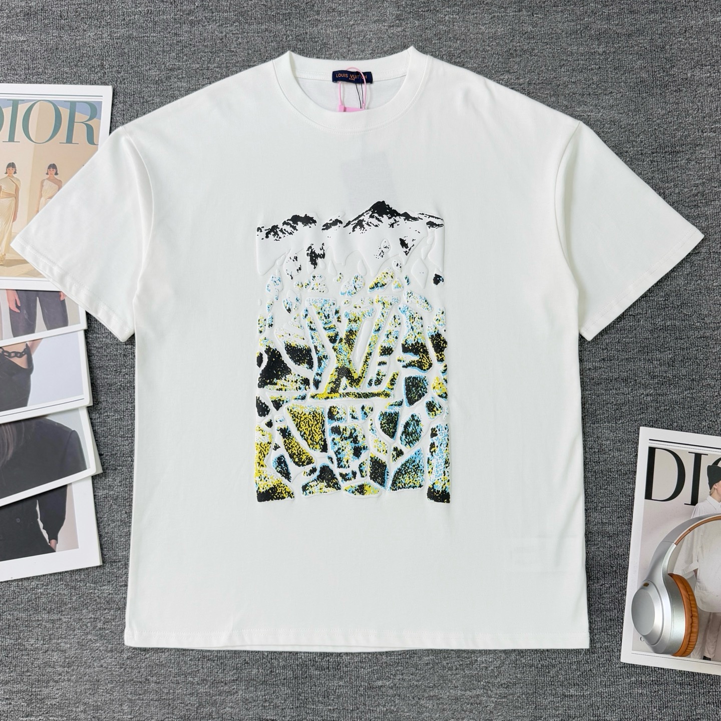 【 Louis Vuitton 公式旗艦店】ルイ・ヴィトン Tシャツ ご好評に付き再入荷！