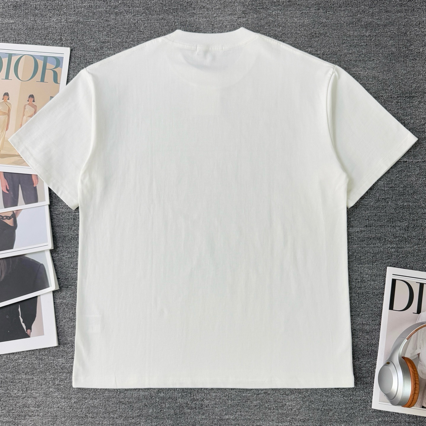 【 DIOR 公式旗艦店】ディオール Tシャツ ご好評に付き再入荷！