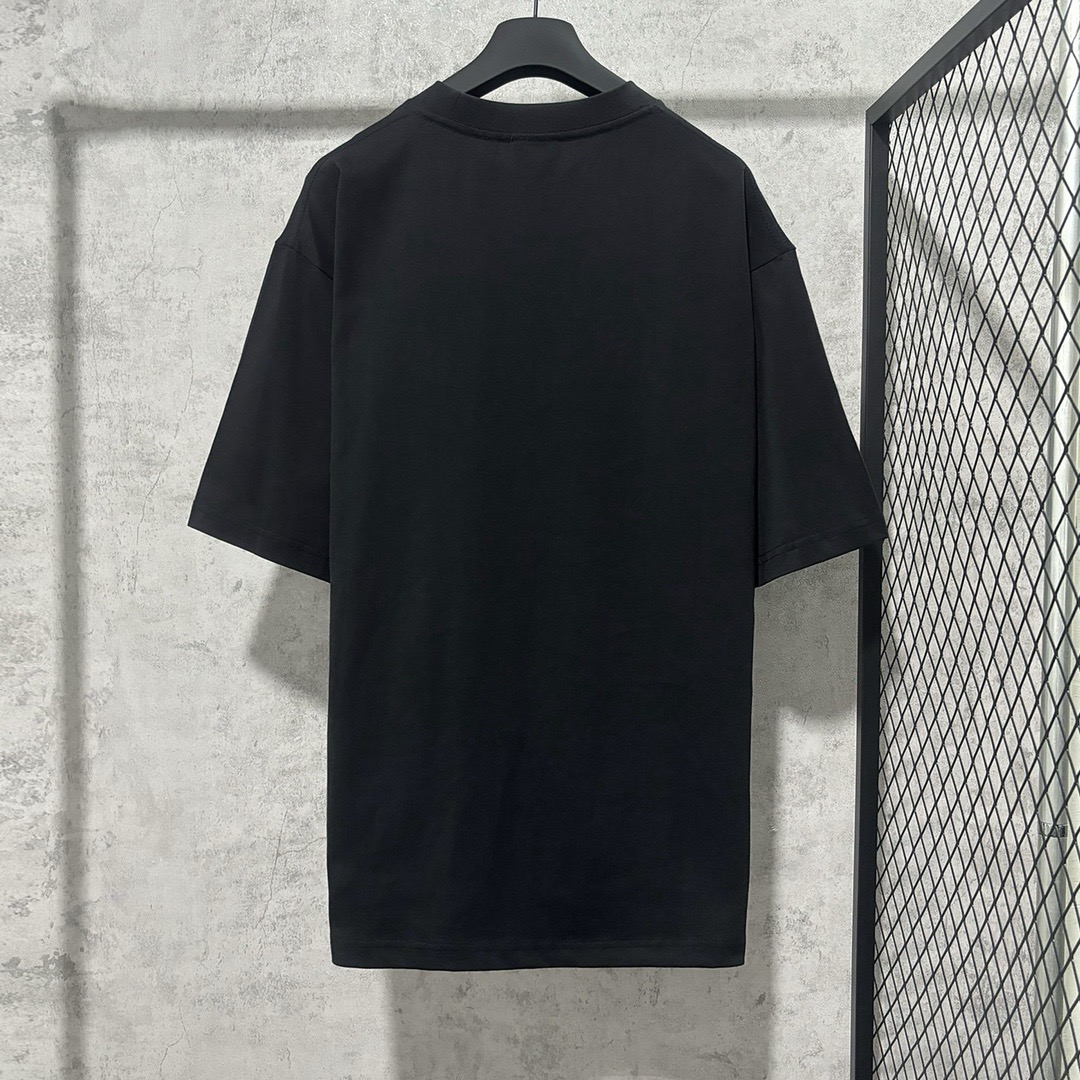 【BALENCIAGA公式旗艦店】バレンシアガ Tシャツ ご好評に付き再入荷！